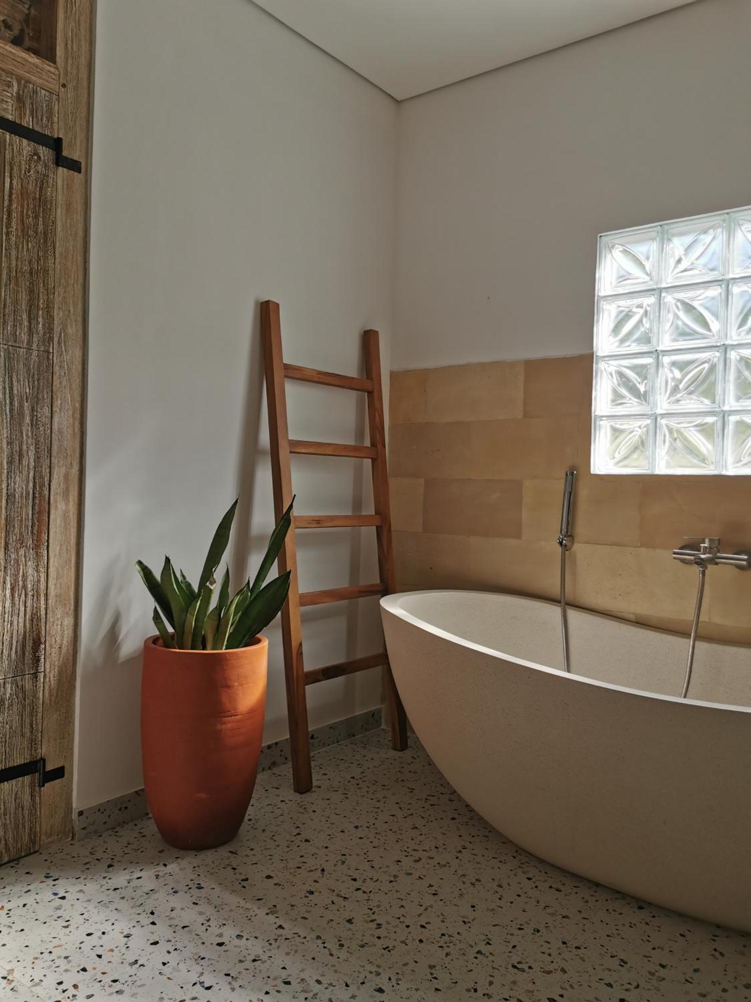 Mirabelle Joglo Village Karimunjawa Habitación foto